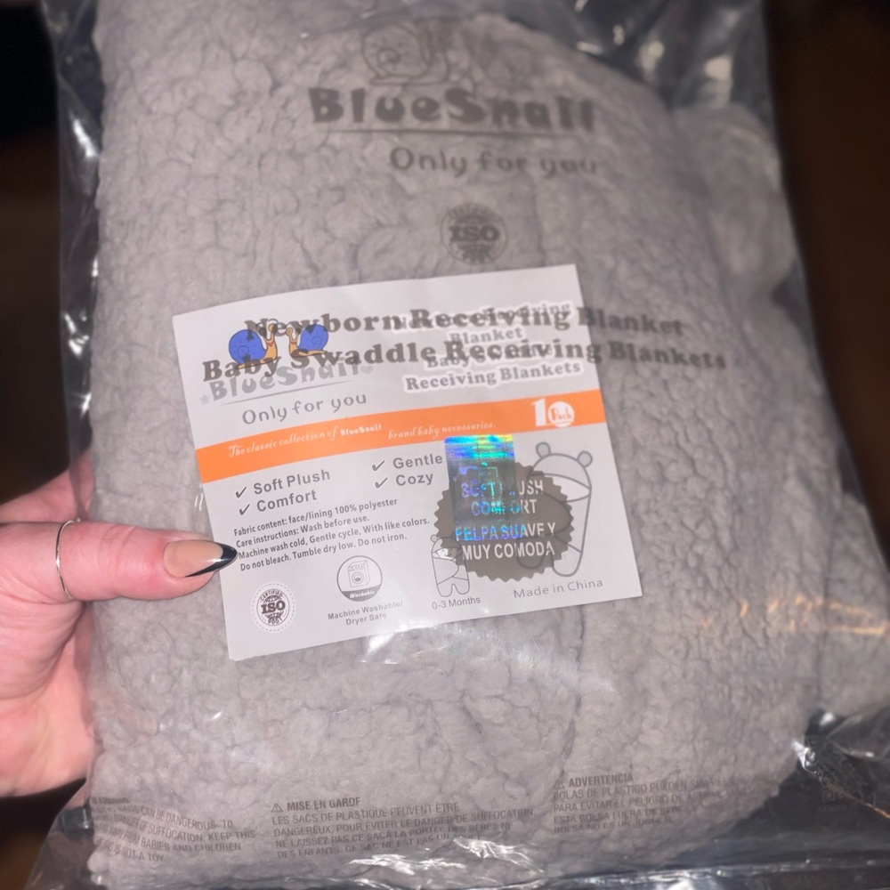 Signature Soft Gray Plush Blanket NWT